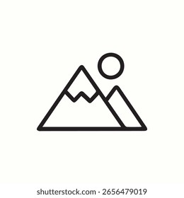 Mountain-Range-Logo-Grafikdesign mit einem modernen minimalistischen Stil und klaren, einfachen Linien auf weißem Hintergrund, die ein auffälliges visuelles Element schaffen