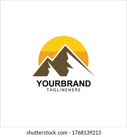 Plantilla de diseño de logotipo de sol de montaña vectorial