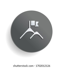 Gebirge und Flaggen-Logo, einfache Ikone. Weißes Papiersymbol auf grauem Rundknopf oder Abzeichen mit Schatten