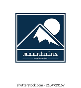 Montañas. Paisaje montañoso al fondo de la puesta de sol o amanecer. Ilustración vectorial para logotipos y diseño creativo. Estilo plano