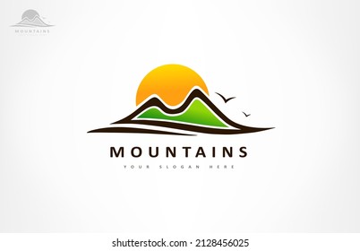 Montañas y vectores del logo del sol. Diseño natural.