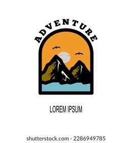 Mountaint minimalis logo badge template 