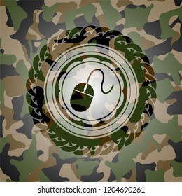 mouse icon on camo pattern
