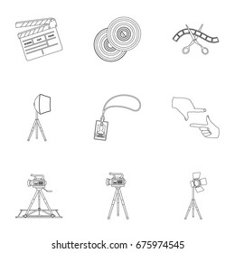 A movie camera, a floodlight, a chromakey and other equipment for the cinema.Making movie set collection icons in outline style vector symbol stock illustration web.