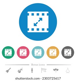 La película cambia el tamaño de los iconos blancos planos grandes en los fondos de color redondo. 6 iconos de bonificación incluidos.