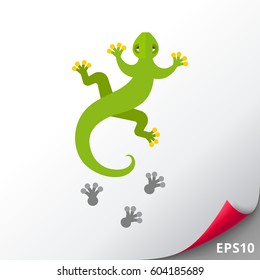 Moving lizard and its footprint icon