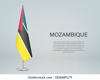 Mozambique colgando la bandera en el estrado. Plantilla para banner de conferencia política