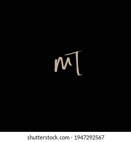logotipo de escritura manual inicial de mT para identidad