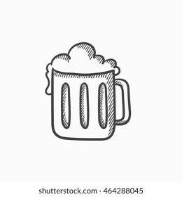 Icono de dibujo vectorial de cerveza aislado en el fondo. Dibujó mano el ícono de Mug de cerveza. Icono de boceto de cerveza para infografía, sitio web o aplicación.