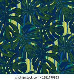 Multicolor Grunge Pattern with Brush Strokes, Palm Leaves and Big Flowers. Vintage Seamless Texture for, Wallpaper, Fabric, Chintz. Tropical Grunge Pattern in Trendy Colors.