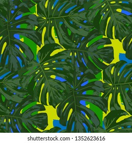 Multicolor Grunge Pattern with Brush Strokes, Palm Leaves and Big Flowers. Bright Seamless Texture for, Curtains, Cloth, Chintz. Tropical Grunge Pattern in Trendy Colors.