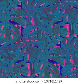 Multicolor Grunge Pattern with Brush Strokes, Palm Leaves and Big Flowers. Modern Seamless Texture for, Dress, Swimwear, Curtains. Tropical Grunge Pattern in Trendy Colors.