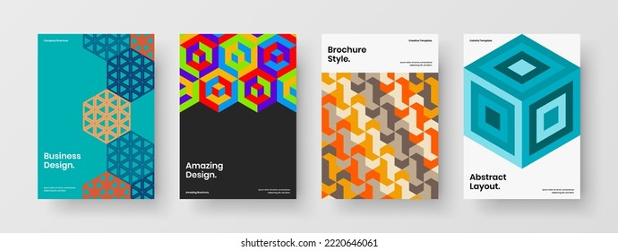 Colección de diseño vectorial de portada de diario multicolor. Composición de la plantilla del folleto de mosaicos vivos.