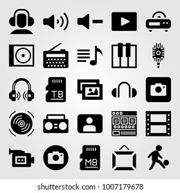 Multimedia icon set vector. photo camera, compact disk, radio and picture