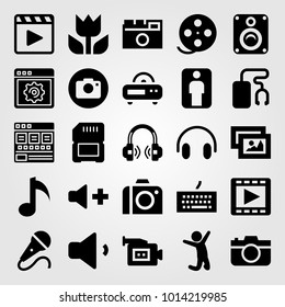 Multimedia vector icon set. speaker, music player, video camera and film roll