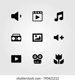 Multimedia vector icons set. movie player, boombox and video player