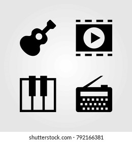 Multimedia vector icons set. radio, keyboard and movie player