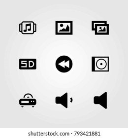 Multimedia vector icons set. volume, compact disk and music player