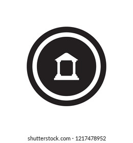 Museum sign icon. Trendy Museum sign logo concept on white background from Traffic Signs collection. Suitable for use on web apps, mobile apps and print media.