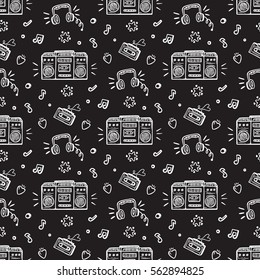 Music background. Seamless pattern with Hand drawn doodle Retro Musical Equipment.