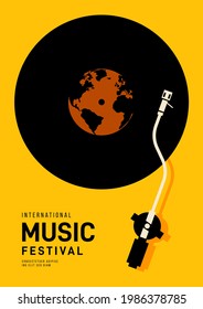 Fondo de diseño de afiches del festival de música con mapa del mundo y disco de vinilo. La plantilla de elemento de diseño se puede utilizar para el fondo, el banner, el folleto, el folleto, la impresión, la publicación, la ilustración vectorial