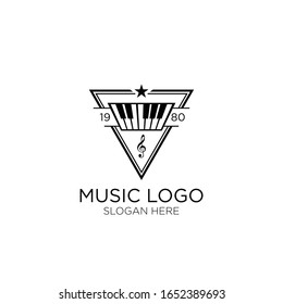 Music logo with triangle line art. Logo vector. Music icon badge