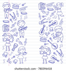 Music school for kids Vector illustration Children singing songs, playing musical instruments Kindergarten Doodle icon collection Illustration for children music lesson