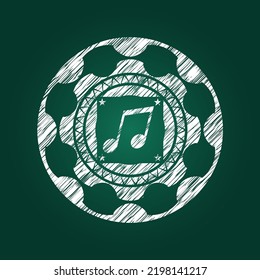 emblema de tiza dibujado con un icono musical, estilo retro, tiza o textura de pizarra. 