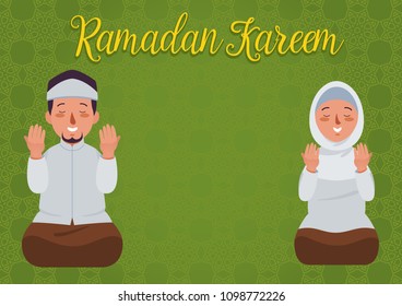 Muslim couples are praying in Ramadan