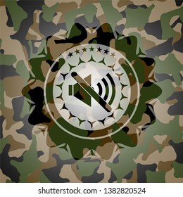 mute icon on camo texture