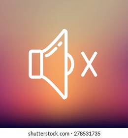 Silenciar a linha fina do ícone do alto-falante para web e móvel, design plano minimalista moderno. Ícone branco de vetor no plano de fundo da malha de gradiente.