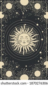 Dibujo místico del sol con una cara, tarjetas de tarot, ilustración de boho, tarjeta mágica. Sol dorado con ojos cerrados sobre un fondo negro con estrellas. Dibujo manual del vector