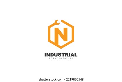 Máquina con logotipo para identidad. ilustración vectorial de plantilla industrial para su marca.