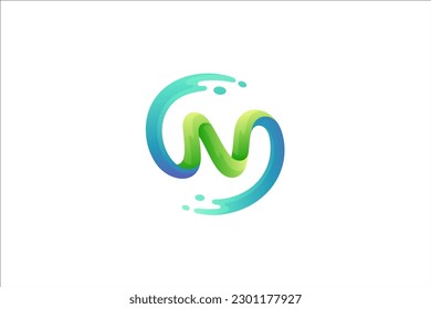 Logo de N con salpicadura de agua