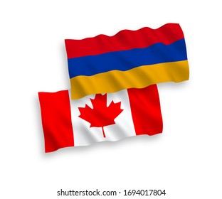 Banderas de olas de tela vectorial nacional de Canadá y Armenia aisladas en fondo blanco. 1 a 2 proporciones.