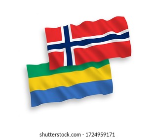 Nationale Vektor-Wellen-Flaggen Norwegens und Gabuns isoliert auf weißem Hintergrund. 1 bis 2 Anteil.
