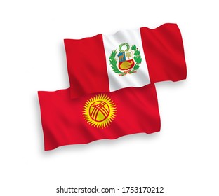 Nationale Vektor-Wellen-Flaggen von Peru und Kirgisistan einzeln auf weißem Hintergrund. 1 bis 2 %.