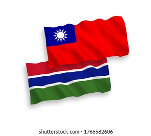 Banderas de olas de tela vectorial nacional de la República de Gambia y Taiwán aisladas en fondo blanco. de 1 a 2.