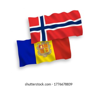 Banderas de olas de tejido vectorial nacional de Noruega y Andorra aisladas en fondo blanco. de 1 a 2.