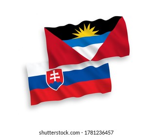 Nationale Vektor-Wellen-Flaggen der Slowakei und Antigua und Barbuda einzeln auf weißem Hintergrund. 1 bis 2 %.