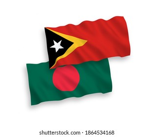 Banderas de olas de tela vectorial nacional de Timor Oriental y Bangladesh aisladas en fondo blanco. de 1 a 2.