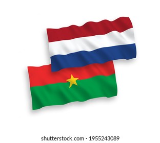 Nationale Vektorgrafik-Wellenflags von Burkina Faso und den Niederlanden einzeln auf weißem Hintergrund. 1 bis 2 %.