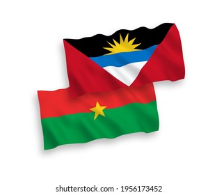 Banderas de ondulación de tela vectorial nacional de Burkina Faso y Antigua y Barbuda aisladas de fondo blanco. de 1 a 2.