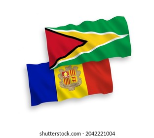 Nationale Vektor-Wellen-Flaggen der Genossenschaftsrepublik Guyana und Andorra einzeln auf weißem Hintergrund. 1 bis 2 %.