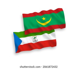 Banderas de olas de tela vectorial nacional de la República de Guinea Ecuatorial y la República Islámica de Mauritania aisladas en fondo blanco. de 1 a 2.