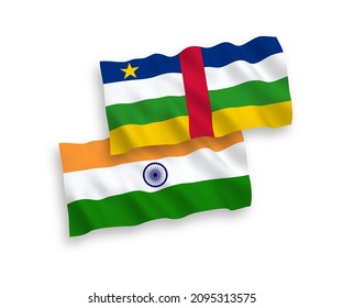 Banderas de olas de tela vectorial nacional de la India y la República Centroafricana aisladas en fondo blanco. de 1 a 2.