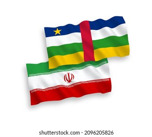 Banderas de olas de tela vectorial nacional de la República Centroafricana e Irán aisladas en fondo blanco. de 1 a 2.