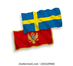 Nationale Vektor-Wellen-Flaggen von Schweden und Montenegro einzeln auf weißem Hintergrund. 1 bis 2 %.