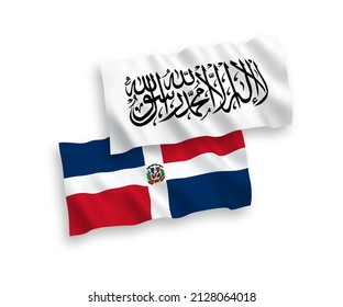 Banderas de ondulación de tela vectorial nacional de la República Dominicana y el Emirato Islámico del Afganistán aisladas de fondo blanco. de 1 a 2.