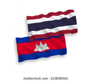 Banderas de olas de tela vectorial nacional del Reino de Camboya y Tailandia aisladas en fondo blanco. de 1 a 2.